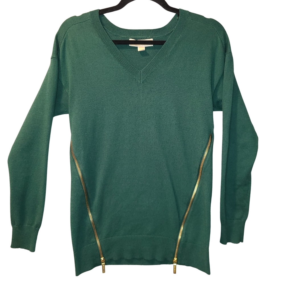EUC! Michael Kors Green Sweater- Gold Zipper Details on Front✨️ Small